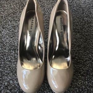 👡👡Madden Girl Fastenn Heels👡👡